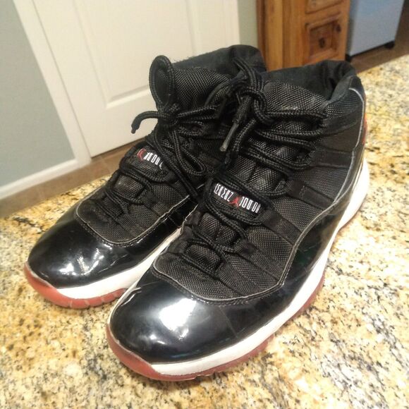 Nike Air Jordan 11 Retro Bred 14 Playoff Black Red White Shoes 378037-010 Sz 9.5 main image 5